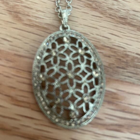 Monet pendant necklace new with tag - Picture 2 of 3